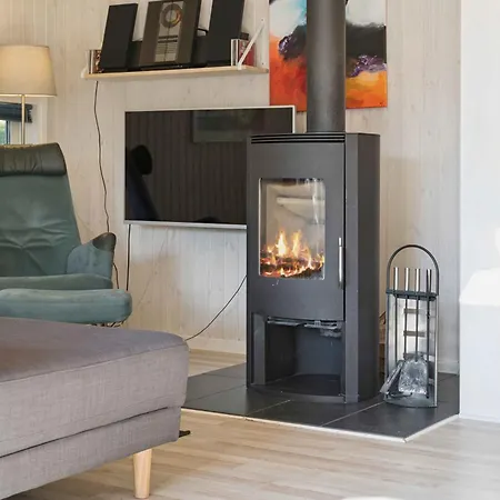 Cozy Near And Town Ferienhaus Hasmark